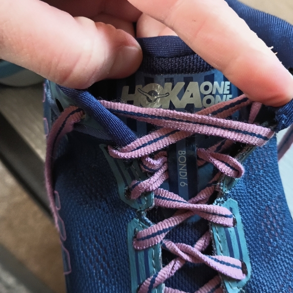 Hoka One One Bondi 6 Athletic Running Shoes Womens 8 Purple Blue Pink Ombre - Picture 10 of 14